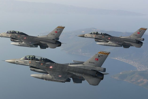 US lawmaker threatens Turkey over NATO stance media