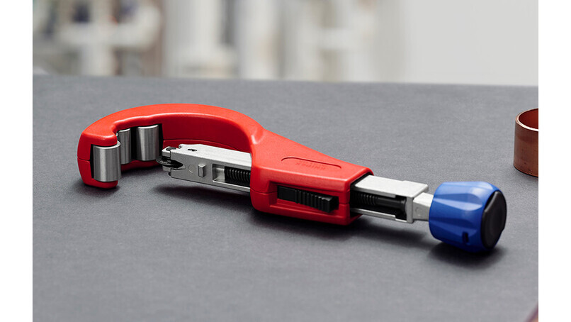KNIPEX launches the TubiX® XL Pipe Cutter  