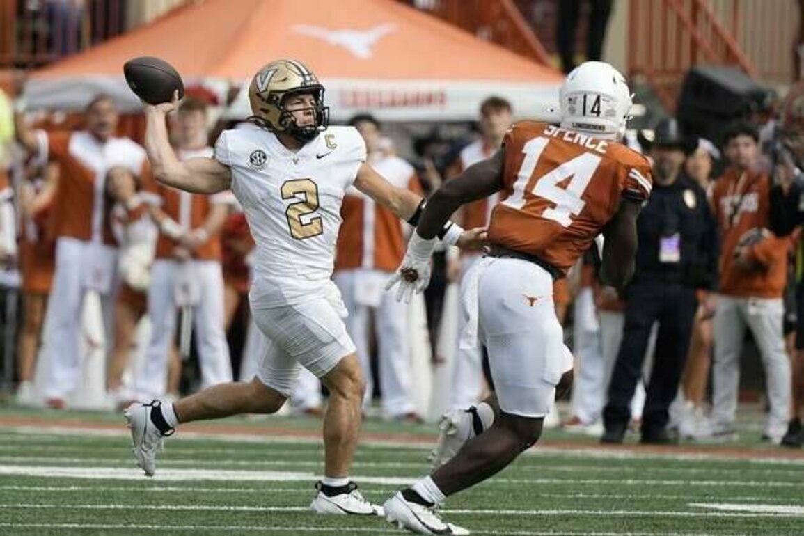 No. 16 Vanderbilt can't afford stumble as Auburn hits reset