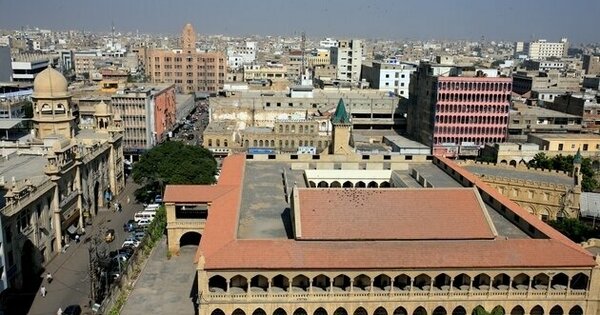 Api Rafkt Karachi Schools in Pakistan's Karachi closed as rare August cyclone builds up