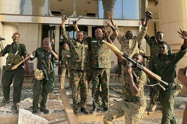Sudanese army reclaims presidential palace 