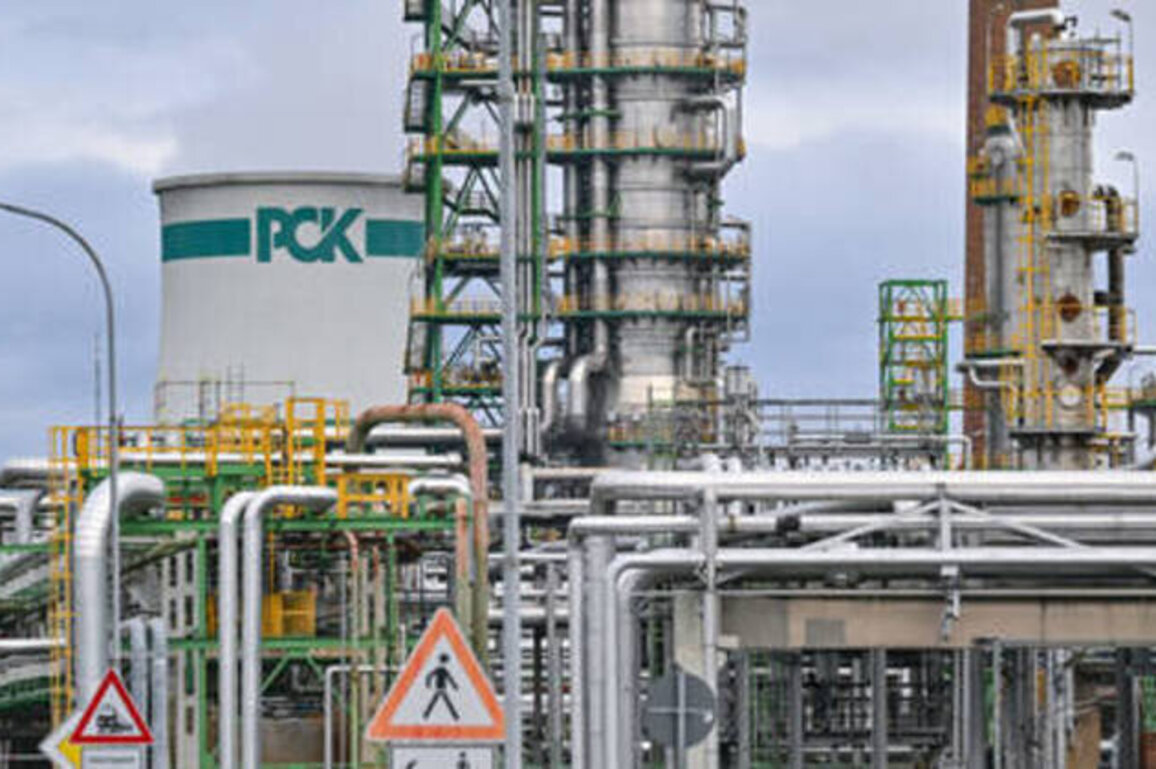 India 'studying' impact of US sanctions on Russian oil giants