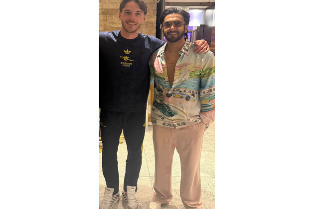 Ranveer Singh meets with Arsenal Midfield maestro Declan Rice, dedicates Kishore Kumar's "Tere Jaisa Yaar" song to him
