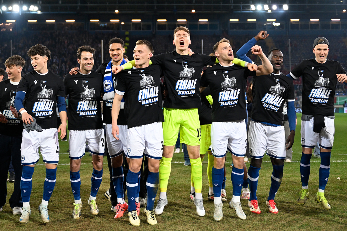 (SP)GERMANY-BIELEFELD-FOOTBALL-GERMAN CUP-BIELEFELD VS LEVERKUSEN