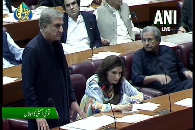 Former Pak FM Qureshi submit nominations for PM slot after PTI meeting headed by Imran Khan