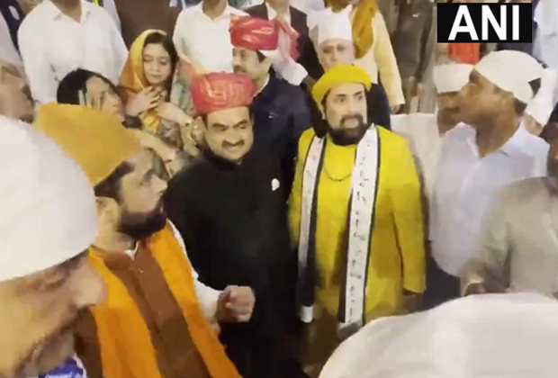 Gautam Adani, his wife, offer 'chadar' at Ajmer Sharif Dargah