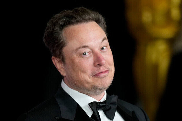 SpaceX links Musk mega-pay to colonizing Mars  Reuters