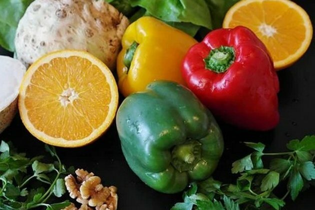 Consuming fruits, vegetables may help lead stress-free life