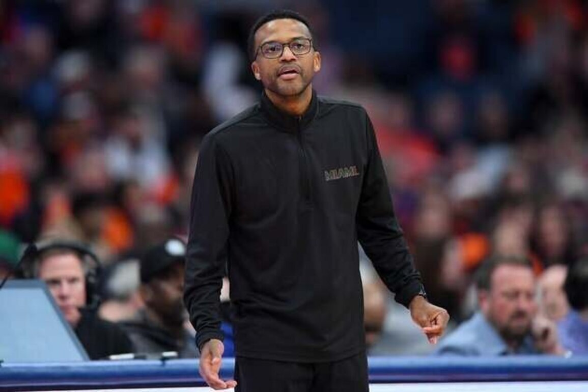 Malik Reneau leads Miami's rally past Stanford