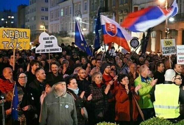 Thousands Protest against Prime Minister Robert Fico in Slovakia