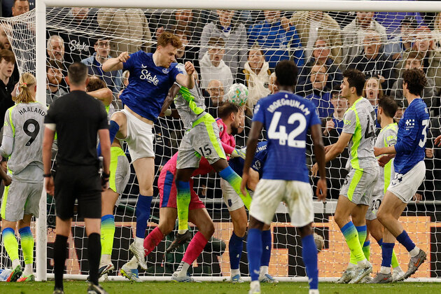 Premier League: Manchester City's title hopes dented after thrilling 3-3 draw with Everton