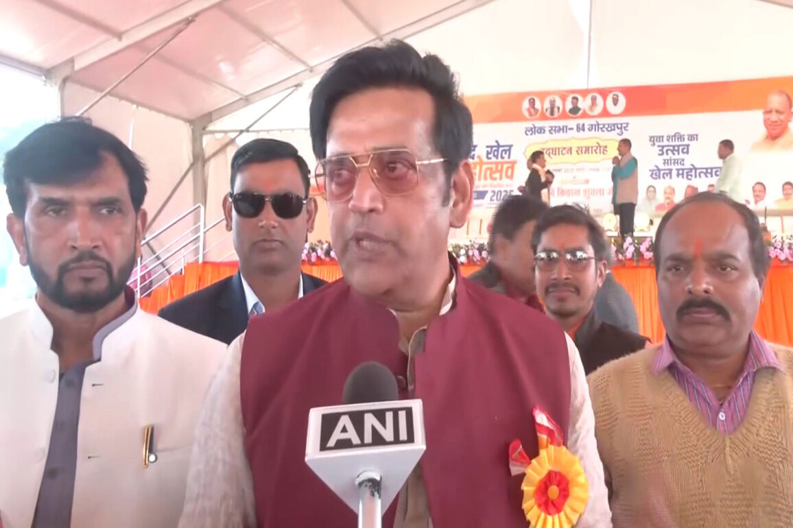 More than 1 crore "bogus voters" will be found in Bengal: BJP MP Ravi Kishan slams TMC over SIR opposition