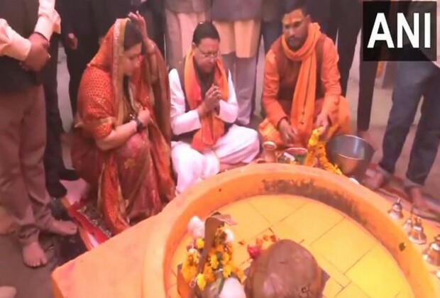 Uttarakhand CM Dhami offers prayers at Vankhandi Mahadev Temple on Maha Shivratri