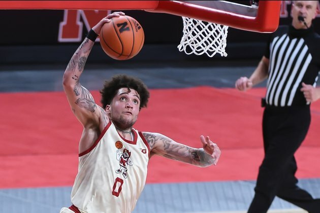 Golden Gophers, Cornhuskers look to stop losing streaks