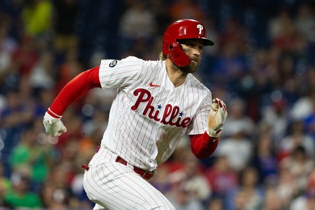 Bryce Harper, Phillies aim for four-game sweep of Pirates