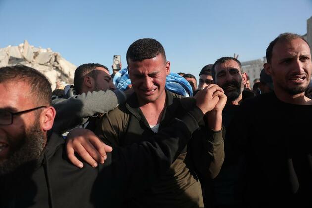 Roundup: Gaza has become "death trap," UN official says