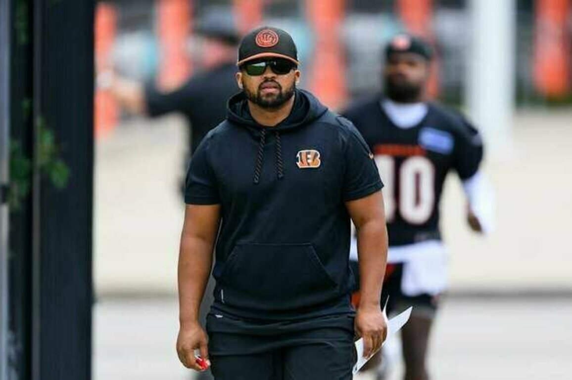 Bengals CBs Coach Charles Burks' Climb To NFL Takes New Turn
