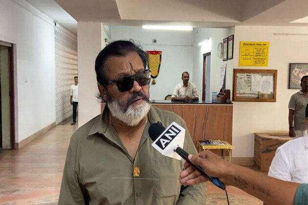 "We may enforce stringent measures against black marketing": Suresh Gopi on LPG crisis