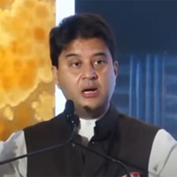 Scindia urges OEMs, chip makers for affordable telecom devices for mass connectivity, nation building