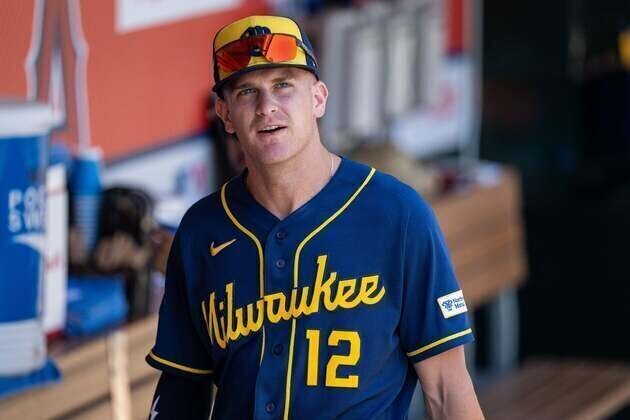 Brewers place SS Cooper Pratt (hamstring) on IL
