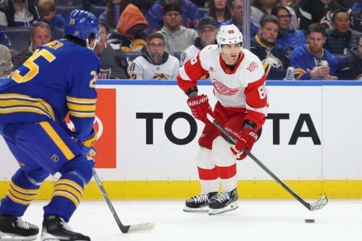 Red Wings continue pursuit of playoff spot in clash vs. Flyers