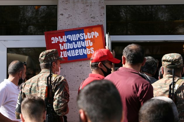 Russia Joins US in Urging Cease-fire in Nagorno-Karabakh