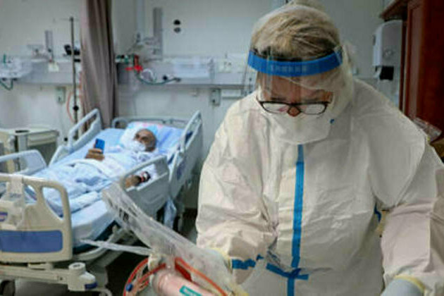 Israel hit by 'new Covid wave'