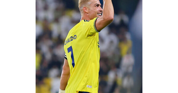 Saudi Pro League: Ronaldo winner helps Al Nassr beat Al Taawoun 2-1