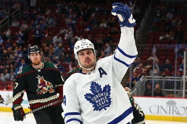 Blues try to keep rolling up points at home, host Maple Leafs