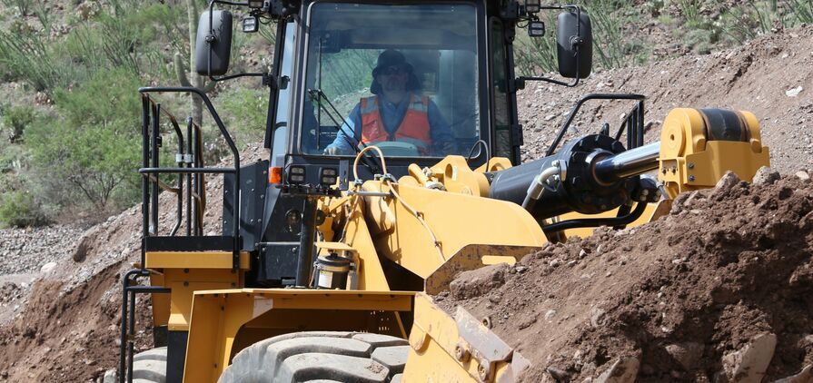 The Caterpillar electric 988K E large wheel loader