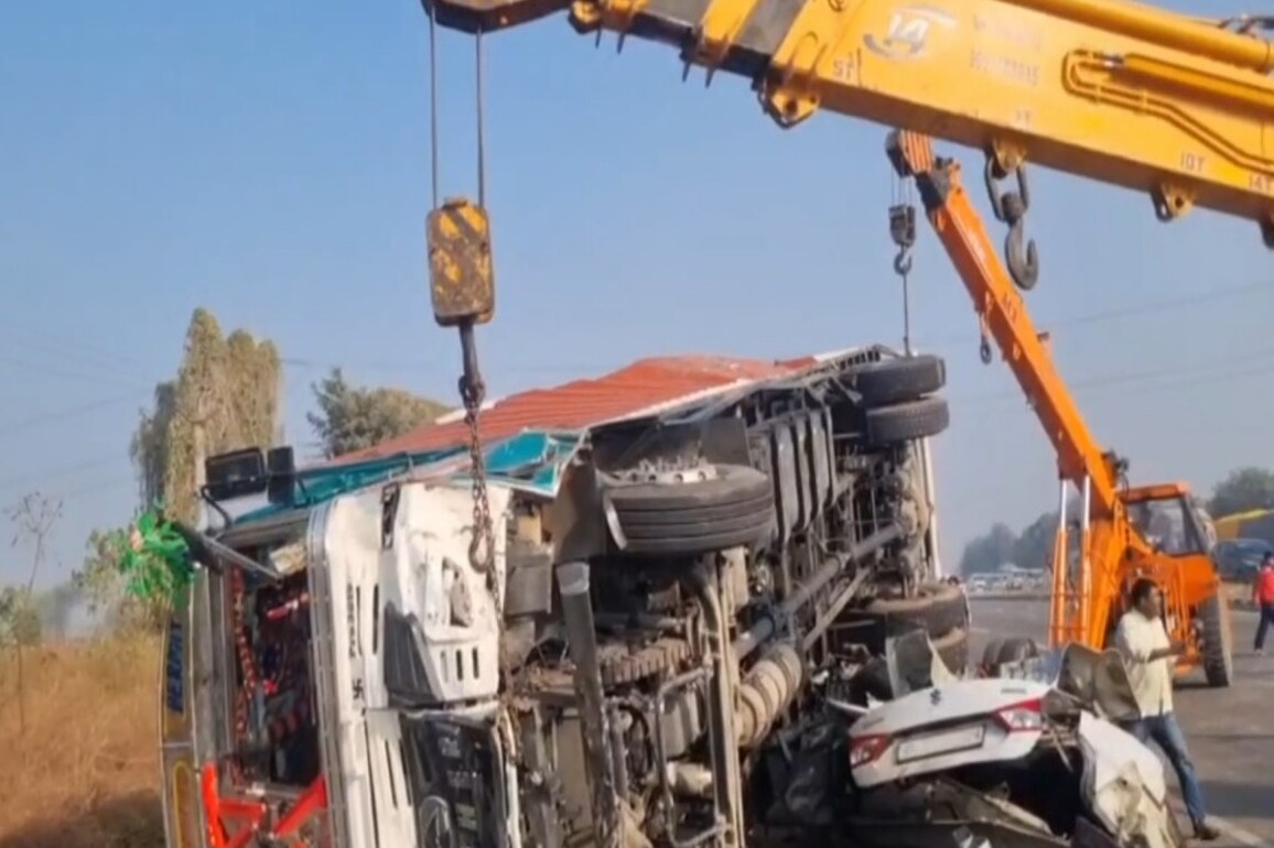 Haryana: 4 killed, several injured after truck rams car and bike in Karnal