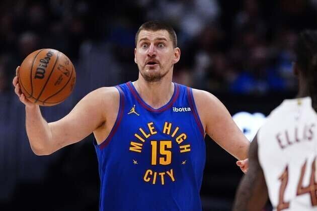 Nuggets host Grizzlies, hoping to end first half on high note