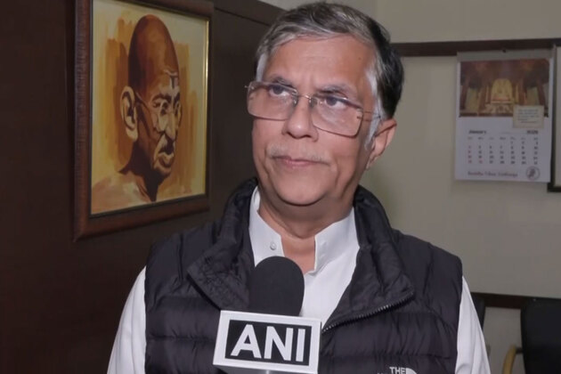 Congress' Pawan Khera slams Amit Shah over "promises" to Assam tea gardeners, tribals