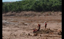  Bombeiros trabalhando em Brumadinho 