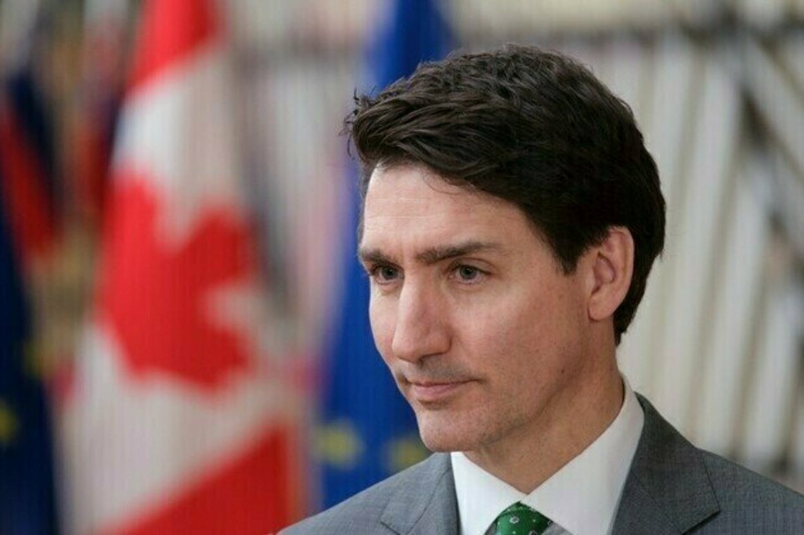 Trudeau blasts Trumps dumb tariffs