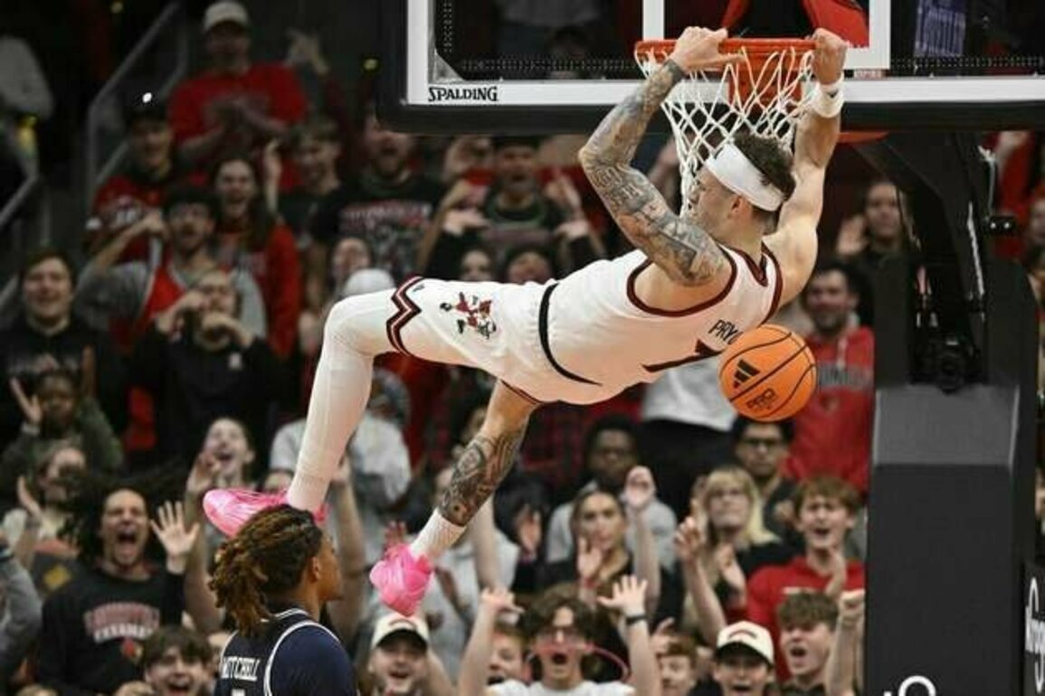 No. 11 Louisville routs Jackson State ahead of Kentucky clash
