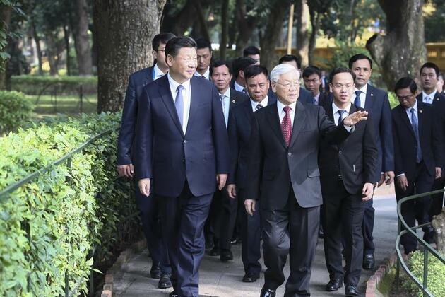 A glimpse into the traditional China-Vietnam bond as "comrades and brothers"