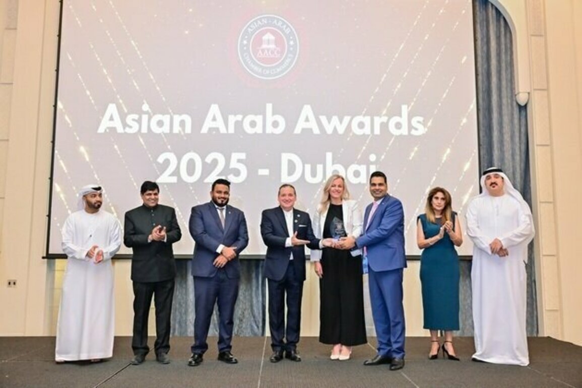 RAKEZ named fastest-growing economic zone in UAE at Asian Arab Awards 2025