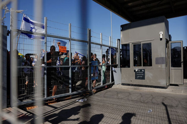 15 Palestinians arrested over terror incitement before prisoner swap