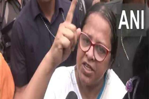 "These are not local Muslim brothers who have done this": BJP MLA Sreerupa on Murshidabad violence