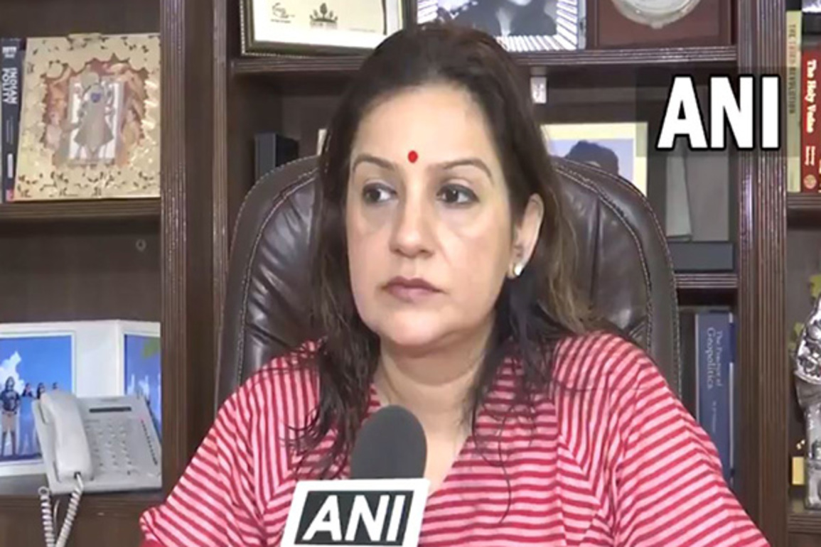 "EC is not ready to take accountability... BJP come forward to defend them," says Priyanka Chaturvedi