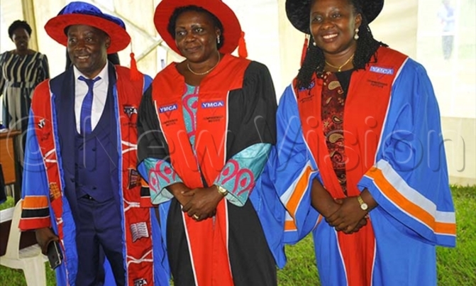 Graduates warned against corruption Graduates warned against corruption