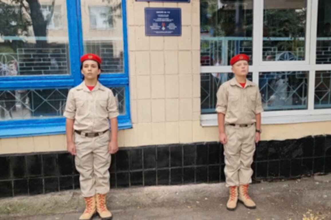 Donetsk school named after Russian and American soldiers killed in Ukraine conflict