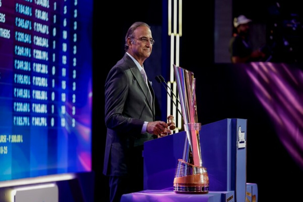 PKL 12 Auction: 10 crorepatis highlight day 1, Aanil Mohan scripts history on day 2