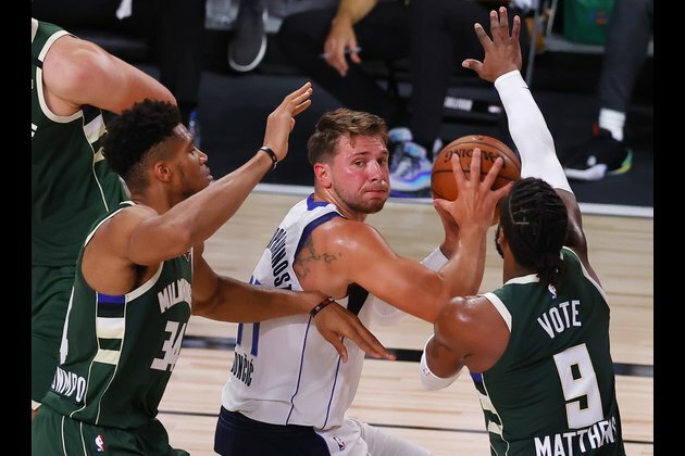 Early MVP contenders clash as Mavericks visit Bucks