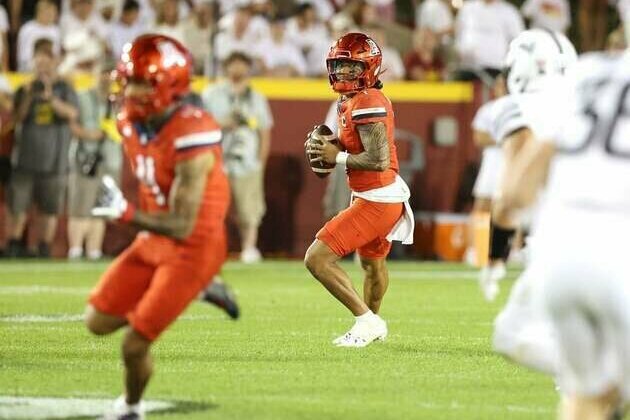 Arizona not afraid to get aggressive against Houston