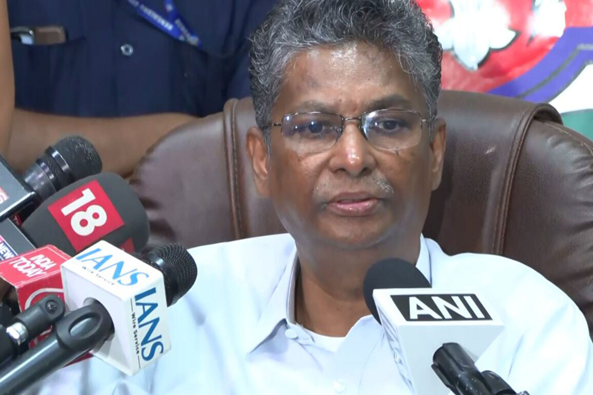 Satish Jarkiholi dismisses speculation over becoming Karnataka Congress chief, says high command to decide