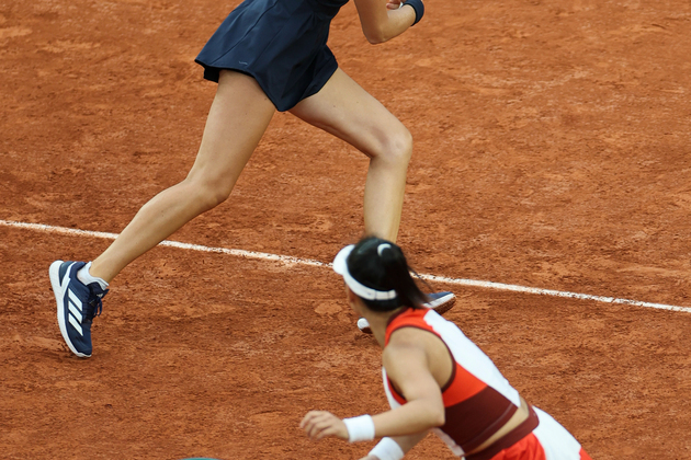 (SP)FRANCE-PARIS-TENNIS-FRENCH OPEN-WOMEN'S DOUBLES-QUARTERFINAL