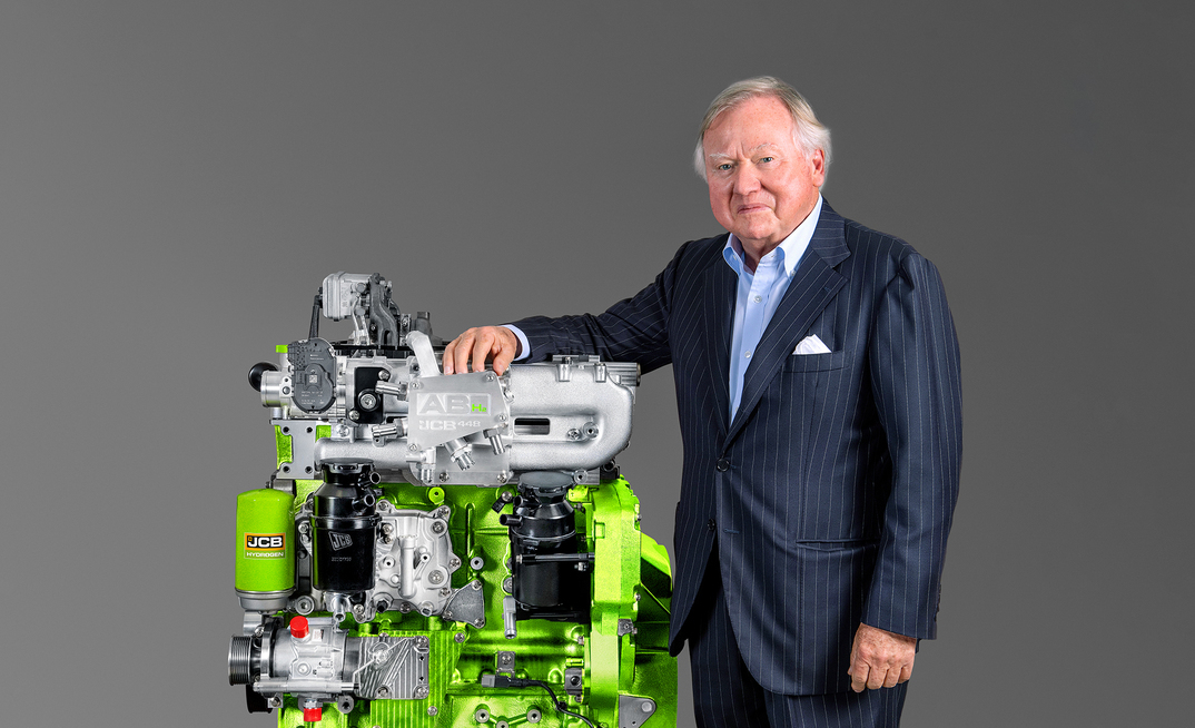 Lord Bamford with JCB's new hydrogen engine