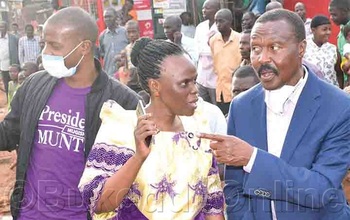 Besigye alumbye poliisi okukozesa eryanyi ku bavuganya